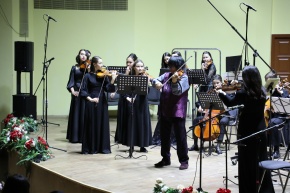 Марат Бисенгалиев и камерный оркестр консерватории